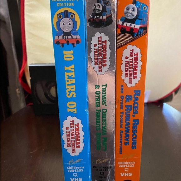 Lot of 4 Thomas the Tank Engine & and Friends VHS - Picture 3 of 7